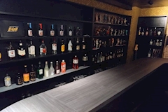 川崎 コスプレガールズバー・ナユタ 店舗写真