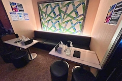 PUB&CLUB Berry's.@・ベリーズ - 泉中央のキャバクラ 店舗写真
