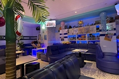 八王子 ガールズバー・ブルーサブマリン 店舗写真