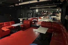 八王子 ガールズバー・ブルーサブマリン 店舗写真