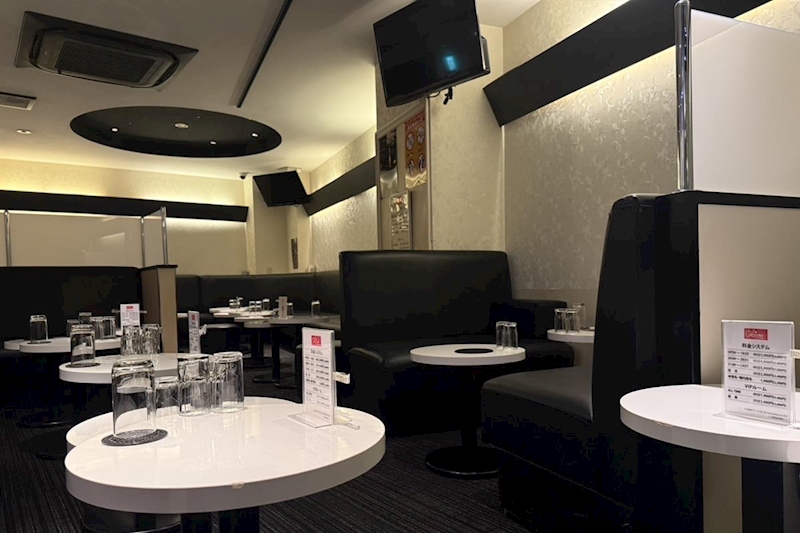 新橋キャバクラ&ガールズバーTOP40 第5位.Olive