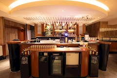 QUEEN's CLUB・クイーンズクラブ - 御徒町・上野のキャバクラ 店舗写真