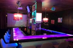 GirlsBar Zipper・ジッパー - JR宇都宮のガールズバー 店舗写真