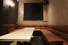Lounge First・ファースト - 倉敷市(倉敷駅前)のスナック 店舗写真