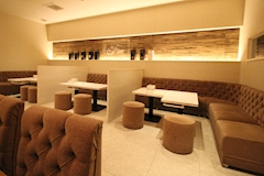 Lounge First・ファースト - 倉敷市(倉敷駅前)のスナック 店舗写真