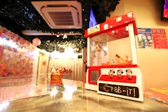 Laugh Tale・ラフテル - 吉祥寺南口のガールズバー 店舗写真