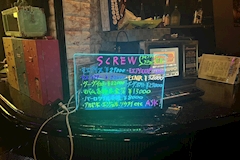 SCREW・スクリュー - 八王子のガールズバー 店舗写真