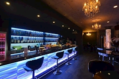 G’s BAR ROOTS・ジーズ・バー・ルーツ - 佐久のクラブ/ラウンジ 店舗写真