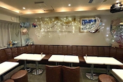 LOUNGE & BAR HANABI・ハナビ - 池袋西口のパブ/スナック 店舗写真