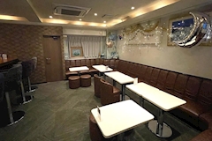 LOUNGE & BAR HANABI・ハナビ - 池袋西口のパブ/スナック 店舗写真