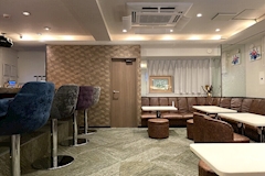 LOUNGE & BAR HANABI・ハナビ - 池袋西口のパブ/スナック 店舗写真