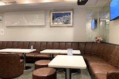 LOUNGE & BAR HANABI・ハナビ - 池袋西口のパブ/スナック 店舗写真