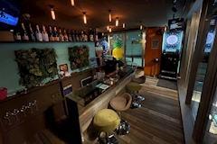 Girls Bar SHINE・シャイン - 祖師ヶ谷大蔵のガールズバー 店舗写真