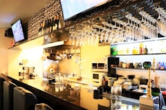 CLUB IRIS・イリス - 川崎駅前のパブ/スナック 店舗写真