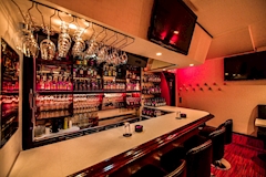 CLUB  M.・クラブエム - 新橋のパブ/スナック 店舗写真