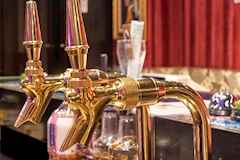 GIRL'S DINING BAR Canan 赤坂店・カナン - 赤坂のガールズバー 店舗写真