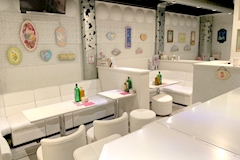 Pub whitelace・ホワイトレース - 町田のパブ/スナック 店舗写真