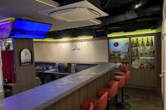 Girl's Bar SHINE・シャイン - 歌舞伎町のガールズバー 店舗写真