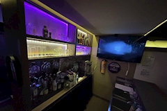 Girl's Bar SHINE・シャイン - 歌舞伎町のガールズバー 店舗写真