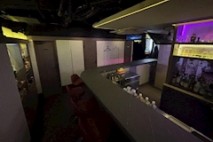 Girl's Bar SHINE・シャイン - 歌舞伎町のガールズバー 店舗写真