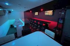 Cafe&Bar Black or White ・ブラックオアホワイト - 池袋東口のコンカフェ 店舗写真