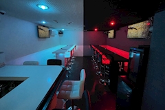 Cafe&Bar Black or White ・ブラックオアホワイト - 池袋東口のコンカフェ 店舗写真