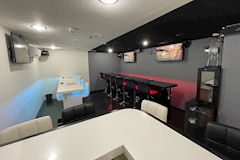Cafe&Bar Black or White ・ブラックオアホワイト - 池袋東口のコンカフェ 店舗写真