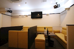 LOUNGE 紅蘭・クラン - 岡山市(中央町)のスナック 店舗写真