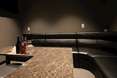LOUNGE 紅蘭・クラン - 岡山市(中央町)のスナック 店舗写真