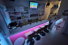 LIPS・リップス - 長町のガールズバー 店舗写真