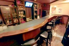 GirlsBar COLOR・カラー - 新橋のガールズバー 店舗写真