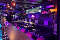 GIRL'S BAR VANPIS・ヴァンピス - 浅草のガールズバー 店舗写真
