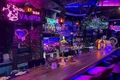 GIRL'S BAR VANPIS・ヴァンピス - 浅草のガールズバー 店舗写真