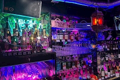 GIRL'S BAR VANPIS・ヴァンピス - 浅草のガールズバー 店舗写真