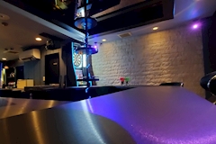 Girls Bar WARP・ワープ - 鶴見のガールズバー 店舗写真