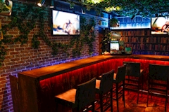 GIRL'S BAR LENS・レンズ - 広島市（流川）のガールズバー 店舗写真