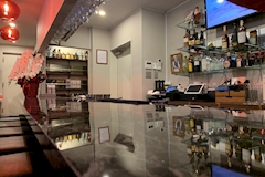 カフェ&カラオケバー ユリシア・ユリシア - 新中野のパブ/スナック 店舗写真