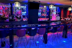 SEVEN FLASH・セブン フラッシュ - 学芸大学前駅のガールズバー 店舗写真