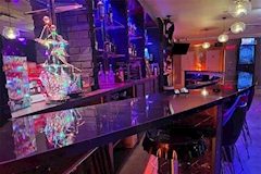 SEVEN FLASH・セブン フラッシュ - 学芸大学前駅のガールズバー 店舗写真