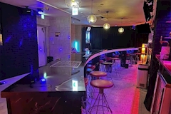 SEVEN FLASH・セブン フラッシュ - 学芸大学前駅のガールズバー 店舗写真