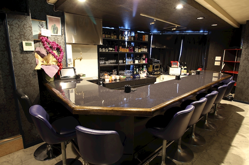 Luxury Bar Snack Cross Wan クロスワン 名古屋 大曽根のスナック ポケパラ Luxury Bar Snack Cross Wan クロスワン 名古屋 大曽根のスナック ポケパラ