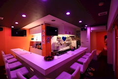 BAR FAIRY Anela 十三店・フェアリー アネラ - 十三のガールズバー 店舗写真