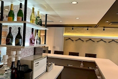 Girl's Bar A'z byHANABI・アズバイハナビ - 船橋のガールズバー 店舗写真