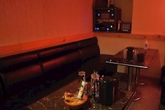 ちゃちゃ - 川崎駅前のパブ/スナック 店舗写真