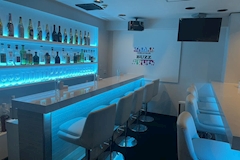 GIRLS BAR BUZZ・バズ - 川崎のガールズバー 店舗写真