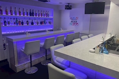 GIRLS BAR BUZZ・バズ - 川崎のガールズバー 店舗写真