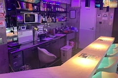 Girls  Bar Sucre・シュクレ - 吉祥寺駅南口のガールズバー 店舗写真