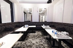 EMPRESS MINAMI・エンプレス・ミナミ - ミナミのキャバクラ 店舗写真