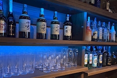 カウンタースナックバー La Tierra・ラティエラ - 町田のパブ/スナック 店舗写真