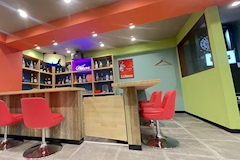 GirlsBar&Darts ViviLounge・ヴィヴィラウンジ - 川崎駅前のガールズバー 店舗写真